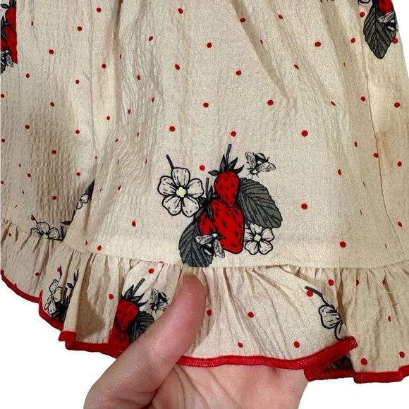 FLIINK Danish Design Summerbuzz Dotted Ruffle Shorts with Strawberries Sandsell - Picture 6 of 11
